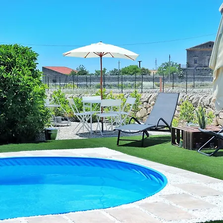 Charme Ibleo - In Sicilia Villa *